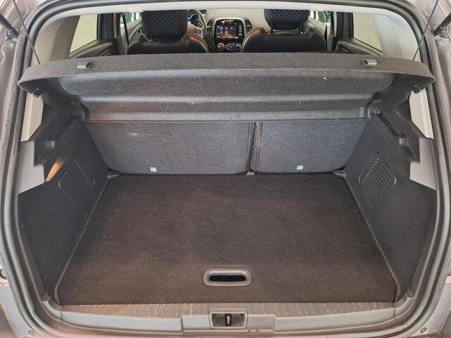 Renault CAPTUR 1.2 TCe 120 EDC Intens | Trekhaak | Navigatie | Climate Control | Cruise Control | Parkeersensoren voor, zij, achter en achteruitrijcamera