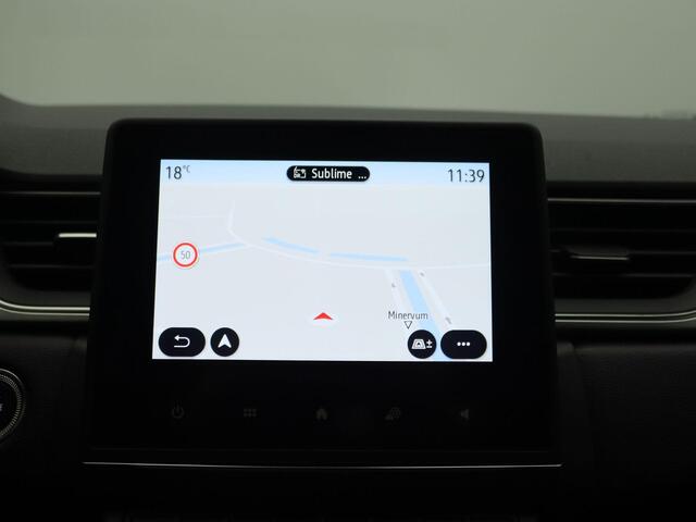 Renault CAPTUR TCe 130 Intens | Parkeersensoren v + a met achteruitrijcamera | EASY LINK mediasysteeem met Apple CarPlay & Android Auto | Lichtmetalen wielen 17" 'Bahamas' met zwarte inleg | Two-tone metaalkleur |