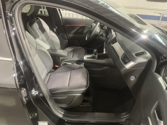 Renault CAPTUR 1.3 TCe 141pk Intens MHEV Aut. 103kw Carplay / Navi / A.Camera / Adapt.C.