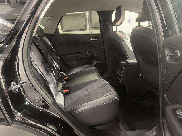 Renault CAPTUR 1.3 TCe 141pk Intens MHEV Aut. 103kw Carplay / Navi / A.Camera / Adapt.C.