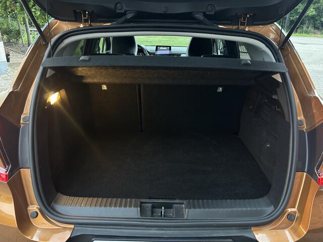 Renault CAPTUR 1.6 E-Tech Plug-in Hybrid 160 Edition One Panorama 360° Bose