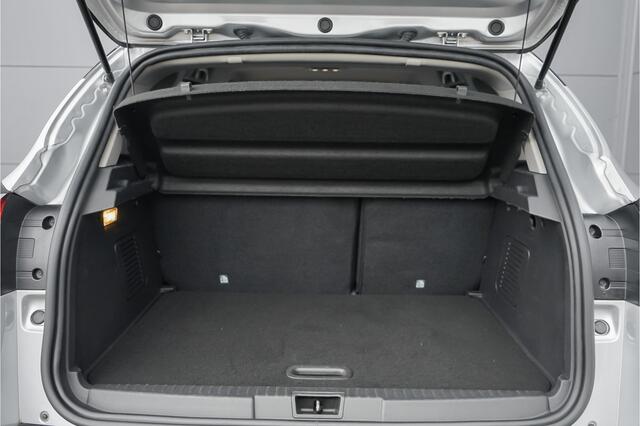 Renault CAPTUR 1.3 TCe Intens 150PK Automaat Navi Trekhaak Cruise