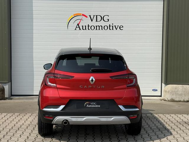 Renault CAPTUR 1.3 TCe 130 Intens Unieke Km! / Navi / Cruise / Camera / Clima / sensoren voor / Keyless