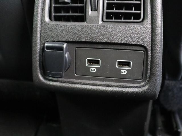 Renault CAPTUR TCe 90 Intens | Trekhaak | Achteruitrijcamera | Apple Carplay | Android Auto |