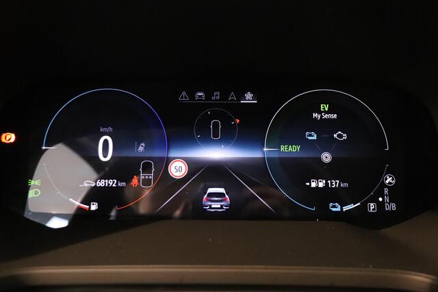 Renault CAPTUR 1.6 E-Tech Plug-in Hybrid 160 Pk Intens | Camera | Climatronic | Navigatie | 18" Lichtmetaal | LED | 230V laadkabel |