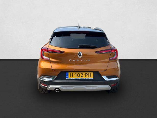 Renault CAPTUR 1.3 TCe 130 Intens AUTOMAAT / NAVI / ECC / CRUISE