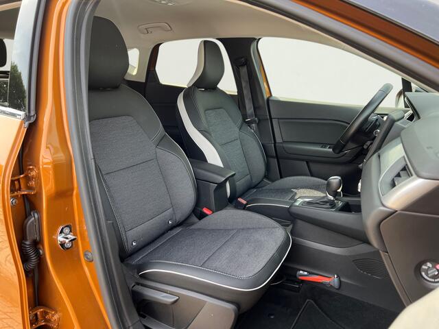 Renault CAPTUR 1.3 TCe 130 Intens AUTOMAAT / NAVI / ECC / CRUISE