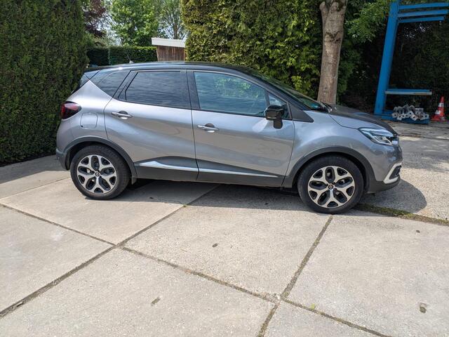 Renault CAPTUR 1.3 TCe 150pk EDC+Trekhaak!! Slechts 14.815km!!