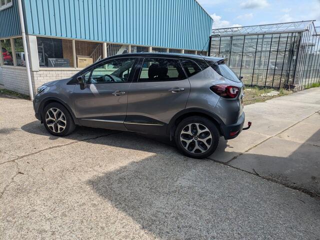 Renault CAPTUR 1.3 TCe 150pk EDC+Trekhaak!! Slechts 14.815km!!