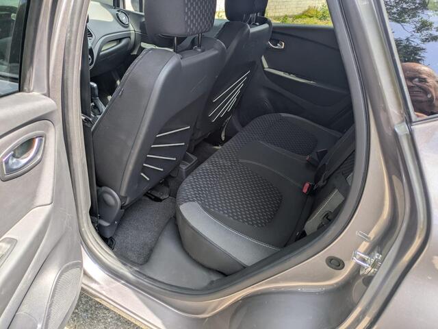 Renault CAPTUR 1.3 TCe 150pk EDC+Trekhaak!! Slechts 14.815km!!