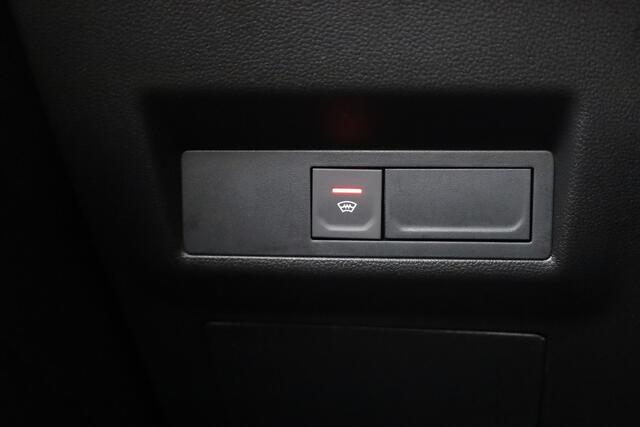 Renault CAPTUR 1.3 TCe 140 Intens | Cruise | Navi | Stoel-Stuurverw. | PDC V+A | Camera