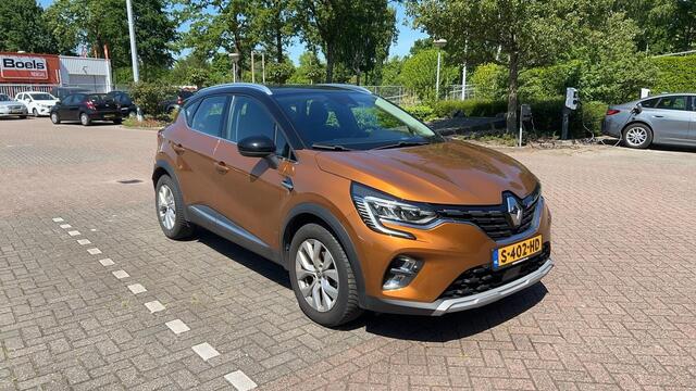 Renault CAPTUR 1.3 TCe 130 Intens | Achteruitrijcamera | Stoelverwarming | Navigatie | Apple Carplay