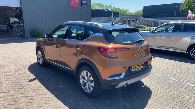Renault CAPTUR 1.3 TCe 130 Intens | Achteruitrijcamera | Stoelverwarming | Navigatie | Apple Carplay