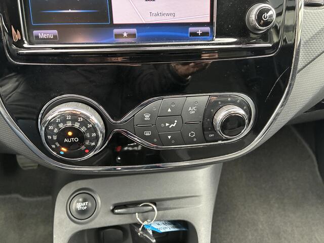 Renault CAPTUR 0.9 TCe Dynamique Climate control | Camera | Navigatie | Elektrisch Pakket | Cruise control | Trekhaak | 17" LM-Velgen | Parkpilot