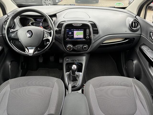 Renault CAPTUR 0.9 TCe Dynamique Climate control | Camera | Navigatie | Elektrisch Pakket | Cruise control | Trekhaak | 17" LM-Velgen | Parkpilot