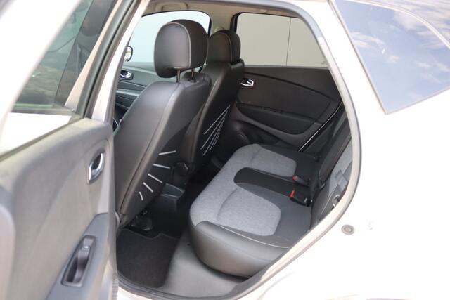 Renault CAPTUR 1.3TCe 150PK Automaat Intens Navigatie/Keyfree/Parkeerhulp/Full-LED