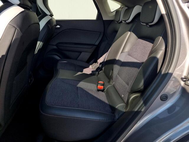 Renault CAPTUR 1.6 E-Tech full hybrid 145 techno Automaat / All Season Banden / Navigatie / Camera / Android Auto/Apple Carplay / Draadloze Telefoonlader