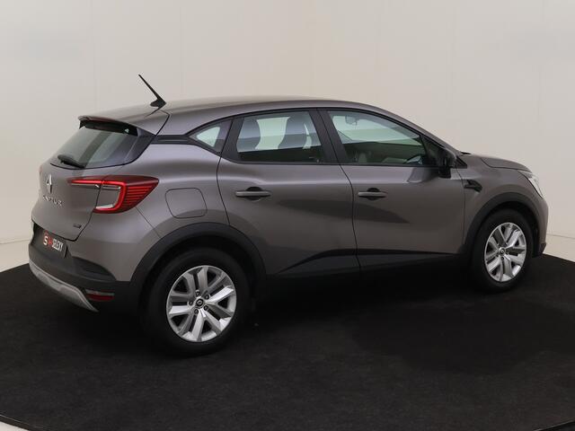 Renault CAPTUR E-Tech plug-in hybrid 160PK / NAVI / Carplay / Parkeer sensoren / Carselexy