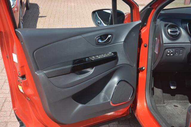 Renault CAPTUR 0.9 TCe Xmod | Navigatie | Camera | Cruise-control | NL auto!! |