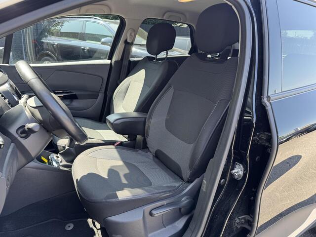Renault CAPTUR 0.9 TCe Dynamique | Navigatie | Trekhaak | Parkeersensoren | Lichtmetalen Velgen |