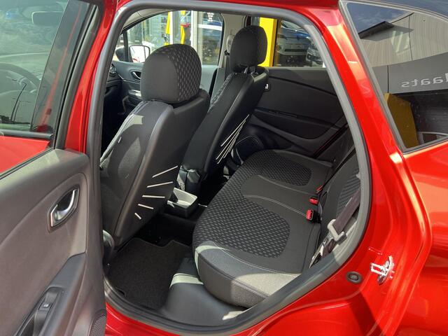Renault CAPTUR 1.3 TCe Intens | NAP | 1e eigenaar | Trekhaak | 100% dealer onderhouden | Achteruitrijcamera | Navigatie | DAB | LED | Cruise | Clima |