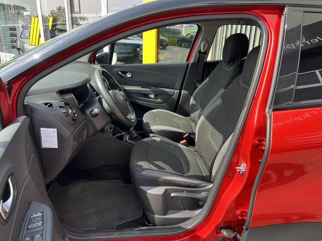 Renault CAPTUR 1.3 TCe Intens | NAP | 1e eigenaar | Trekhaak | 100% dealer onderhouden | Achteruitrijcamera | Navigatie | DAB | LED | Cruise | Clima |