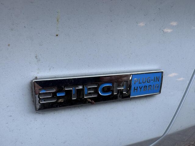 Renault CAPTUR 1.6 E-Tech Plug-in Hybrid 160 Serie Limitée E-TECH