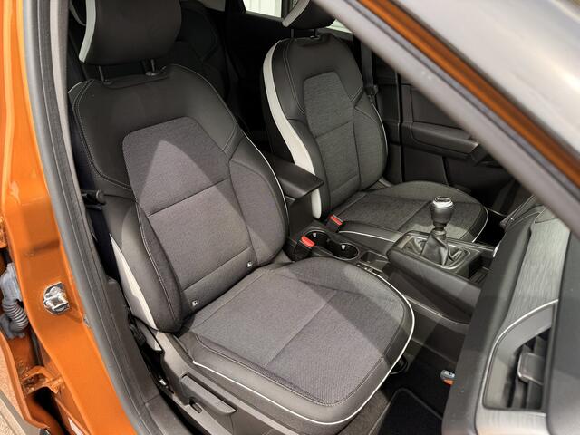 Renault CAPTUR 1.0 TCe 90 Intens | trekhaak | camera | 1e eig - NL auto | tijdelijk gratis Top Afleverpakket twv Eur 695