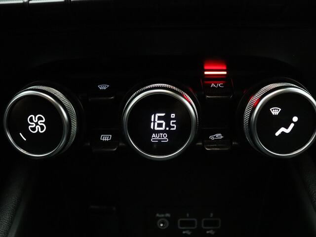 Renault CAPTUR E-Tech Plug-in Hybrid 160pk Intens Automaat Cruise | Climate | Carplay | Navi | Parkeersens. achter