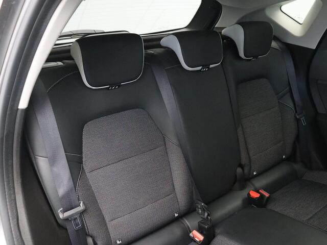 Renault CAPTUR 1.6 E-Tech Hybrid 145 Techno | Achteruitrijcamera | Navigatie | Climate control | Cruise control |