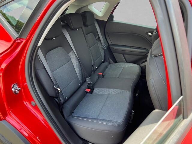 Renault CAPTUR 1.0 TCe 90 equilibre ECC / STOELVERWARMING / PDC / FABRIEKSGARANTIE TOT 03.2027