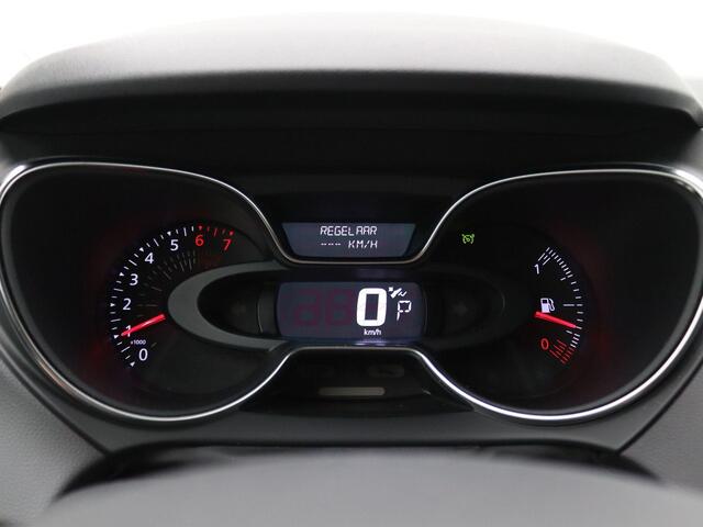 Renault CAPTUR 1.2 TCe Intens 120PK Aut. Achteruitrijcamera, Side Assist, Keyless, Clima, Navi, Cruise Controle, Parkeersensoren voor en achter, 17" LM Velgen