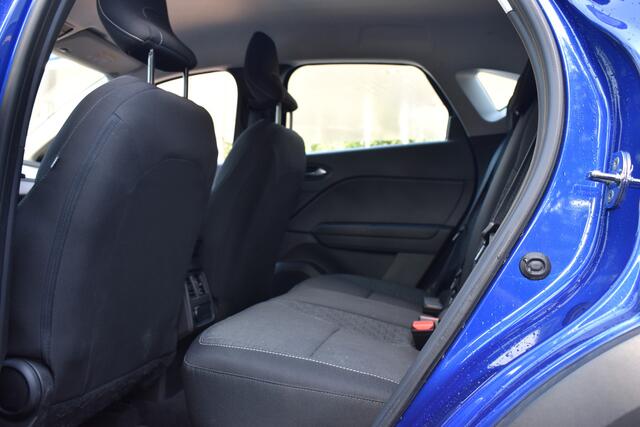 Renault CAPTUR 1.3 TCe 140 Intens Automaat | Navigatie | Airco | Cruise Control | 12 mnd BOVAG garantie Whatsapp 06-53188999