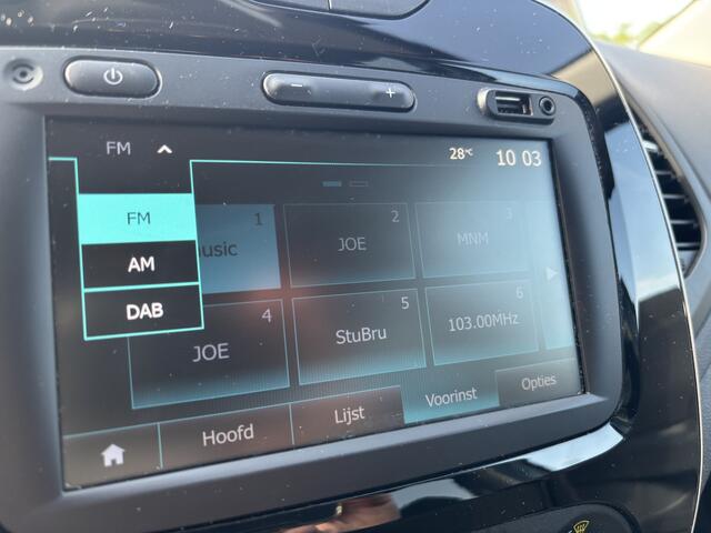 Renault CAPTUR 0.9 TCe Limited Navigatie / Carplay / Keyless