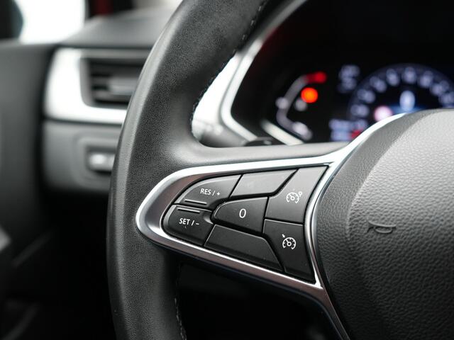 Renault CAPTUR 1.3 TCe 140 Intens Automaat | Apple Carplay | Sportstoelen | Navigatie | Camera | DAB | L.M. 18" | Cruise Control |