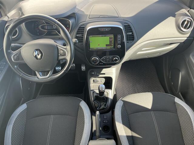 Renault CAPTUR TCe 90 Bose / 100% Dealer onderhouden / Achteruitrijcamera / Cruise- en Climate Control / Navigatie full map / Keyless Entry & Start / Parkeersensoren voor en achter / Bose Premium Audio / Dodehoekdetectie / Bluetooth
