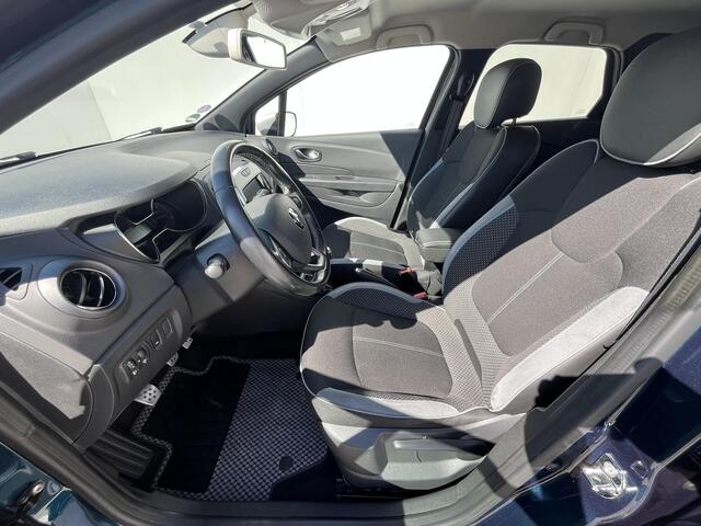 Renault CAPTUR TCe 90 Bose / 100% Dealer onderhouden / Achteruitrijcamera / Cruise- en Climate Control / Navigatie full map / Keyless Entry & Start / Parkeersensoren voor en achter / Bose Premium Audio / Dodehoekdetectie / Bluetooth