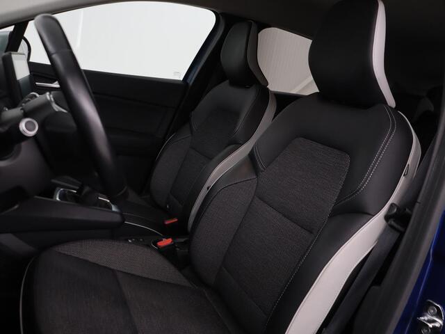 Renault CAPTUR 1.0 TCe Intens | Trekhaak | Camera | Carplay | Climate control | Keyless | Full LED | Cruise control | Bluetooth | Getint glas