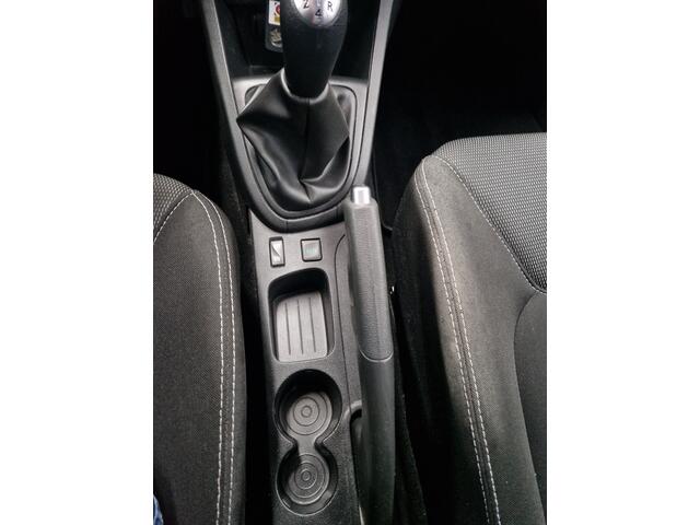 Renault CAPTUR 0.9 TCe Limited 12 mnd. garantie