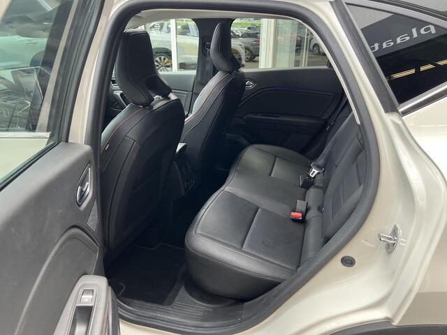 Renault CAPTUR 1.3 TCe 130 Initiale Paris | 100% dlr onderhouden | Glazen shuif-kantel dak | Bose Audio | 360 graden camera | Leer | Stoel & stuur verwarming |