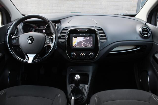 Renault CAPTUR 0.9 TCe Limited / Cruise / PDC / Navigatie / N.A.P.