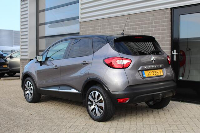 Renault CAPTUR 0.9 TCe Limited / Cruise / PDC / Navigatie / N.A.P.