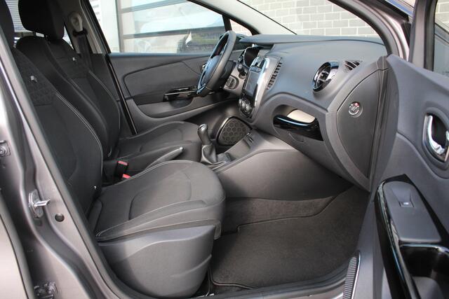 Renault CAPTUR 0.9 TCe Limited / Cruise / PDC / Navigatie / N.A.P.