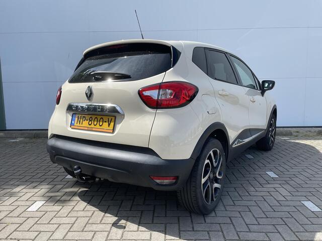 Renault CAPTUR 0.9 TCe Dynamique / Climate-control / Navigatie / Trekhaak / Stoelverwarming /