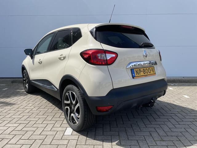 Renault CAPTUR 0.9 TCe Dynamique / Climate-control / Navigatie / Trekhaak / Stoelverwarming /