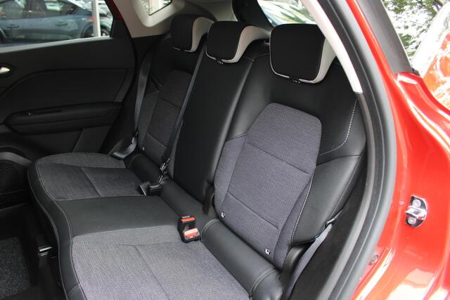 Renault CAPTUR 1.6 E-Tech Hybrid 145 Intens Automaat | Achterruitrijcamera | All season banden | Trekhaak