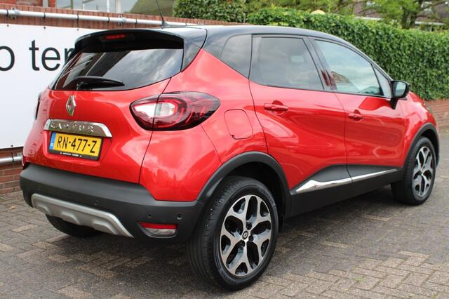 Renault CAPTUR TCe 90 pk Intens met o.a. dode hoek waarsch./e.c.c. /navi.