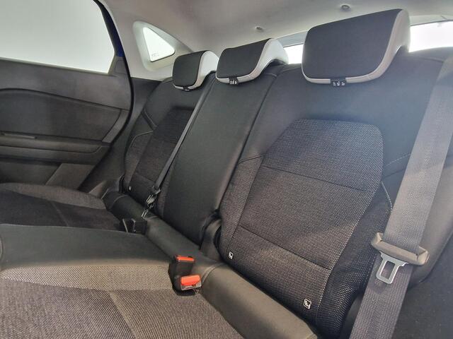 Renault CAPTUR 1.3 TCe 130 Intens AUTOMAAT | ACHTERUITRIJCAMERA | PARKEERSENSOREN VOOR-EN ACHTER