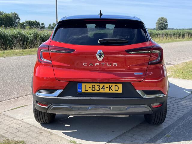 Renault CAPTUR 1.6 E-Tech Plug-in Hybrid 160 PK Initiale Paris / Camera 360' / Stoelverw. + Stuurverw. / Apple Carplay - Android Auto / Keyless / Blind spot warning / 18'' LMV /