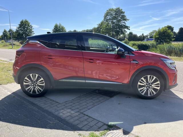Renault CAPTUR 1.6 E-Tech Plug-in Hybrid 160 PK Initiale Paris / Camera 360' / Stoelverw. + Stuurverw. / Apple Carplay - Android Auto / Keyless / Blind spot warning / 18'' LMV /